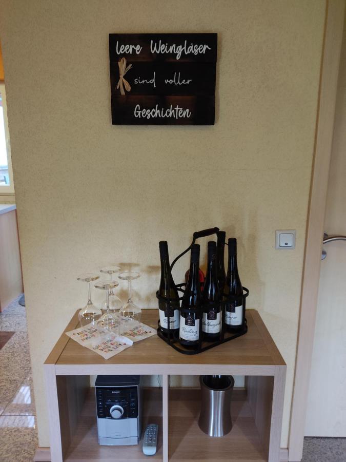 Апартаменты Moselferienweingut Schaefer Винтрих Экстерьер фото